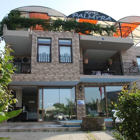 Szálloda Palmyra 3*